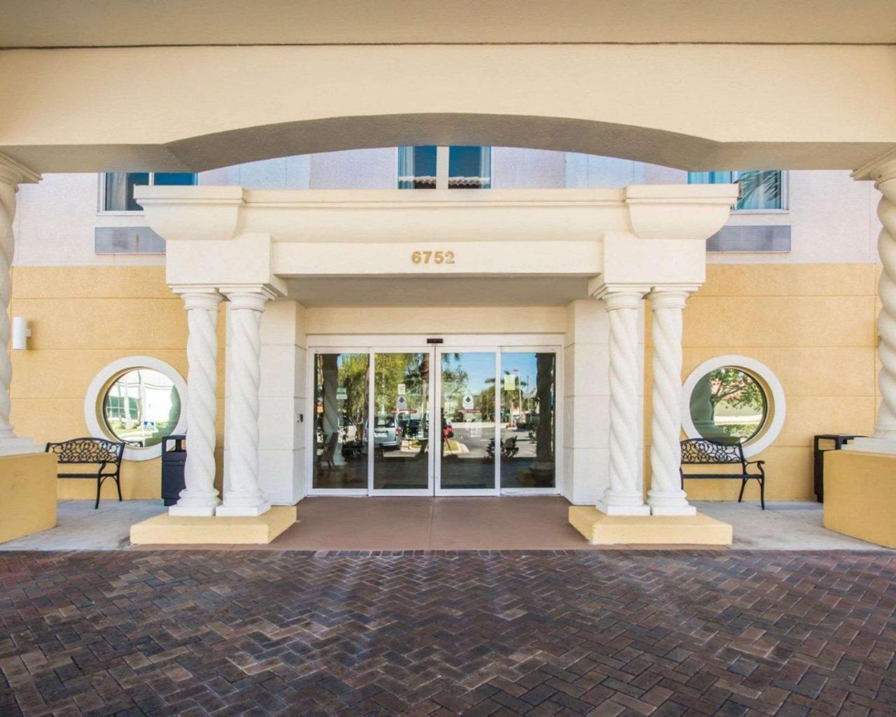 Comfort Inn & Suites Jupiter I-95 Exteriör bild